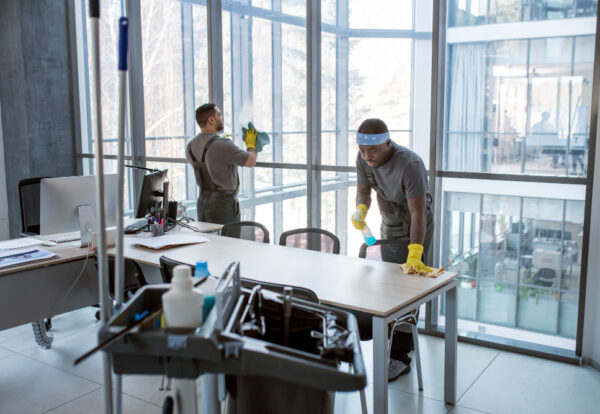 full-shot-men-cleaning-office (1)